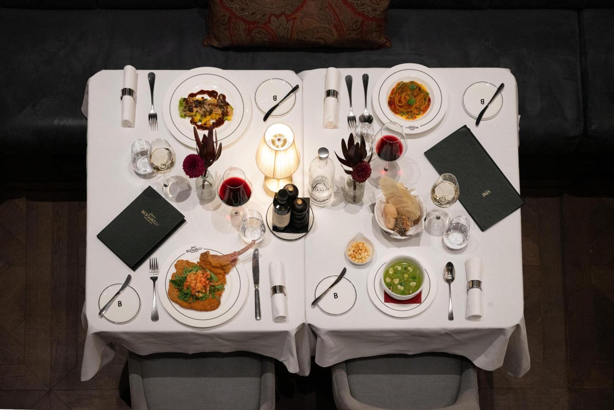 Palazzo Touring Club Milan, A Radisson Collection Hotel — Fotos 1